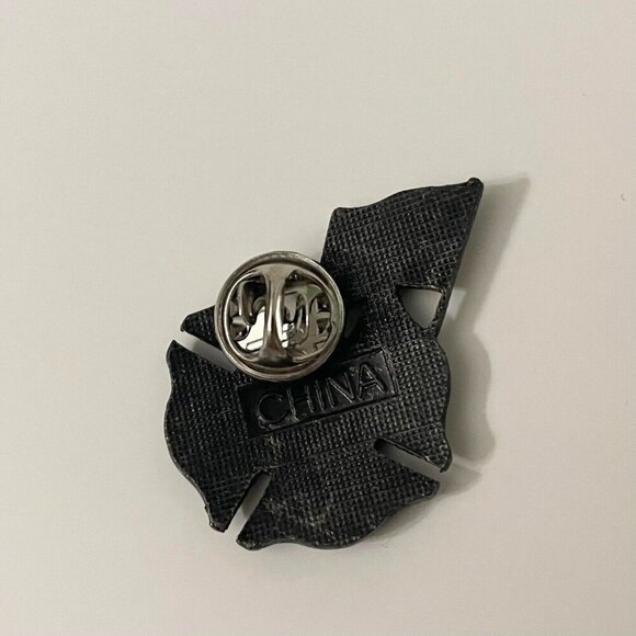 Vtg 9 11 FD NY New York Fire Department Memorial Pin Flag - Picture 3 of 8